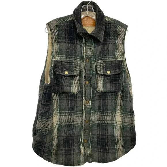 Vintage Men's Warm American Eagle Outfitters Plaid Flannel Sherpa Vest Size  M/L - Picture 1 of 7